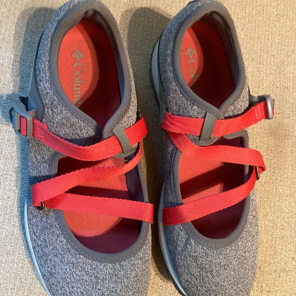Columbia Omni-Grip Fire Venture Mary Jane  size 8